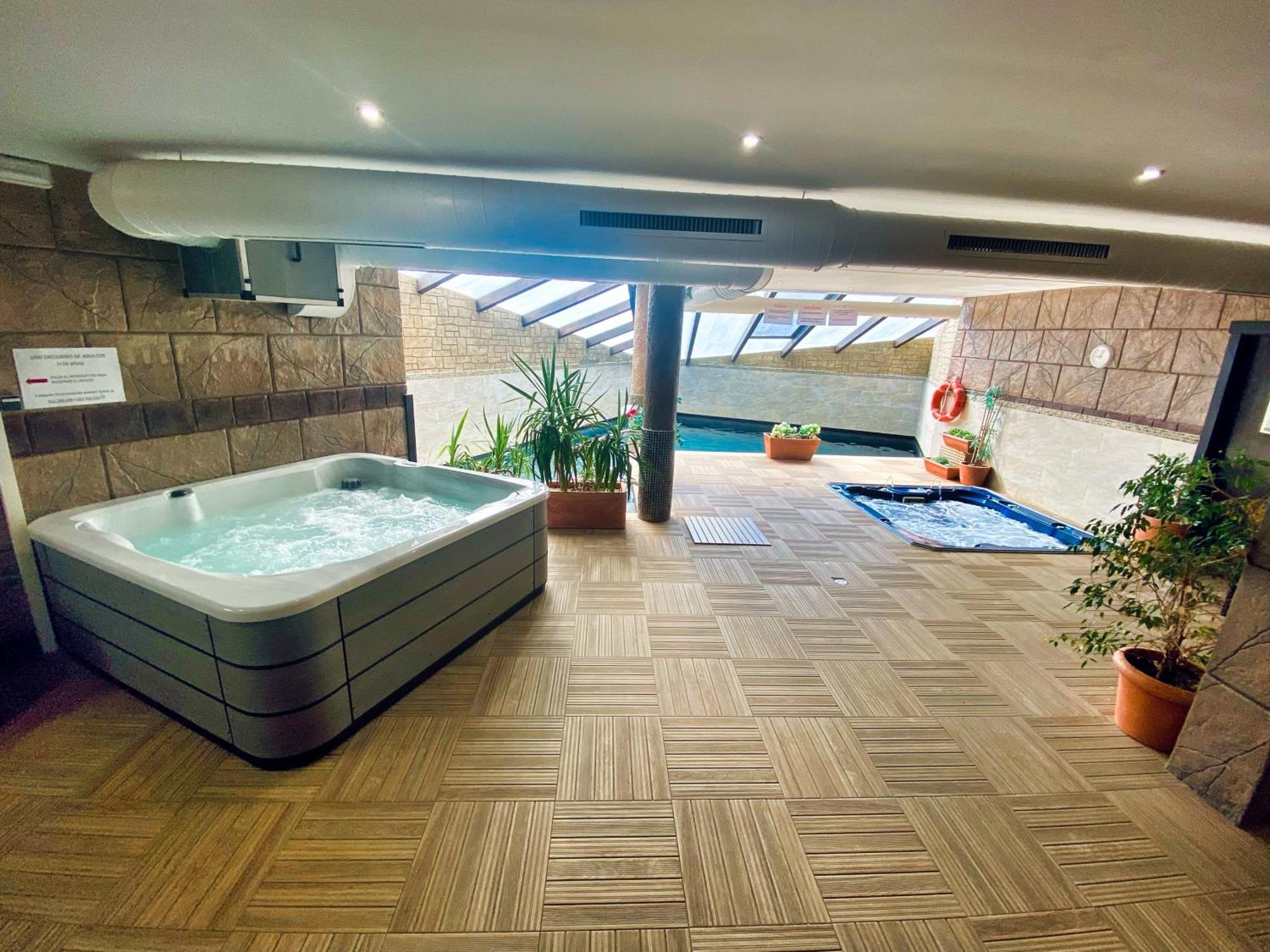 Apartamentos Spa Casco Historico De Isla - AlojateIsla Plana Eksteriør billede