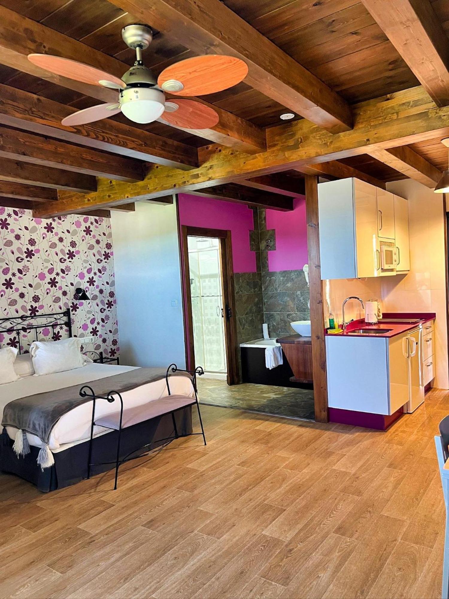 Apartamentos Spa Casco Historico De Isla - AlojateIsla Plana Eksteriør billede